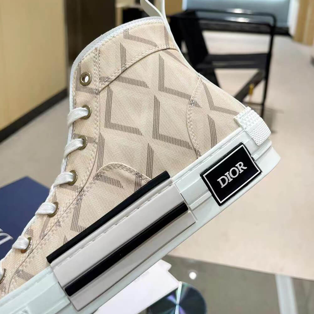 B23 HIGH-TOP SNEAKER