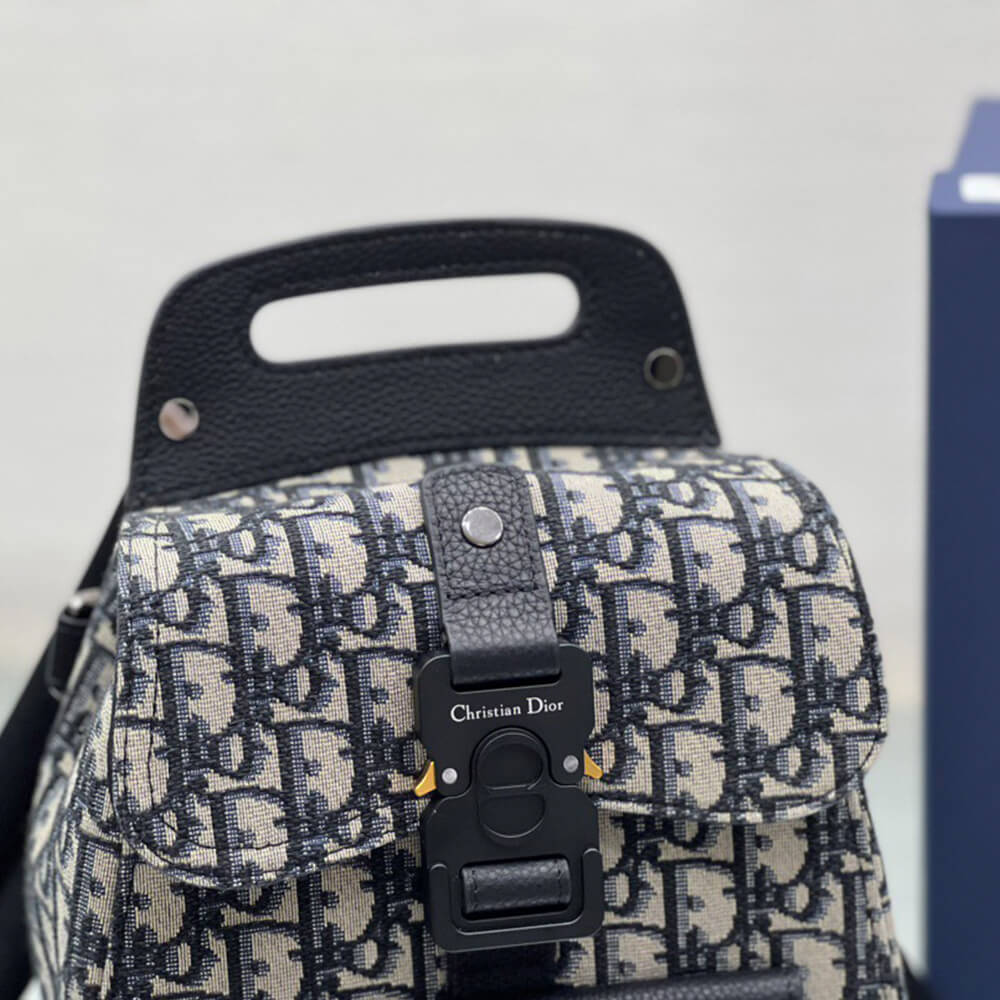GALLOP SLING BAG