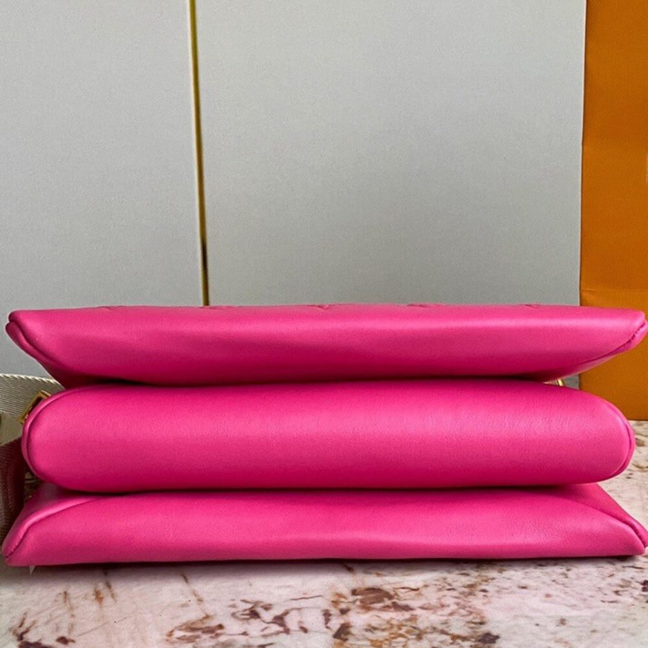 LV Coussin PM