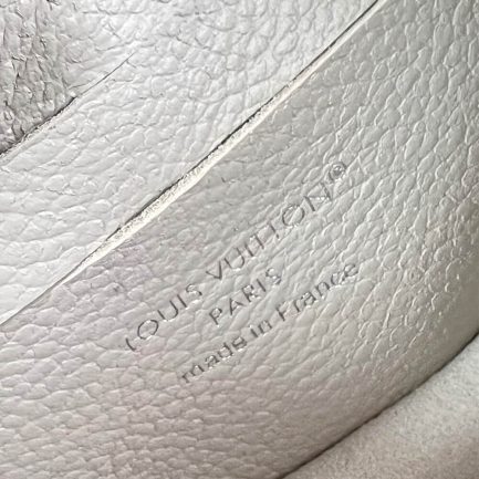 LV Wallet On Chain Rosy
